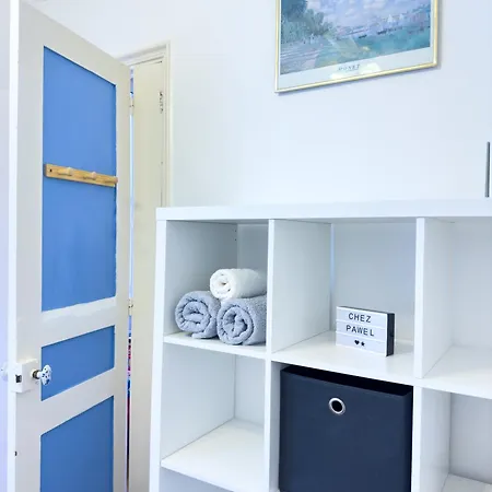 T3 Clim, Tv, Art, Familial, 50m Du Port, Cuisine Equipee Et Jeux De Societe Apartament
