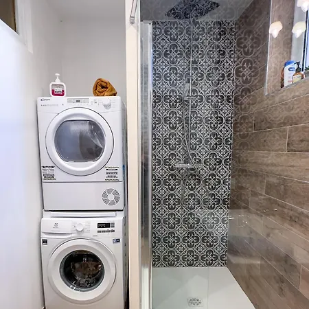T3 Clim, Tv, Art, Familial, 50m Du Port, Cuisine Equipee Et Jeux De Societe Apartmán